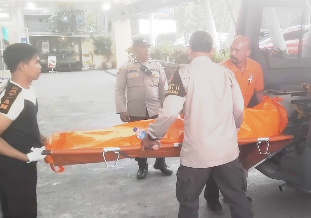 Polisi Tangani Insiden Lima WNA Terseret Arus di Pantai Kerandangan Senggigi