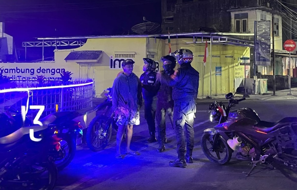 Patroli Blue Light Polres Sumbawa Sasar Titik Rawan hingga Dini Hari