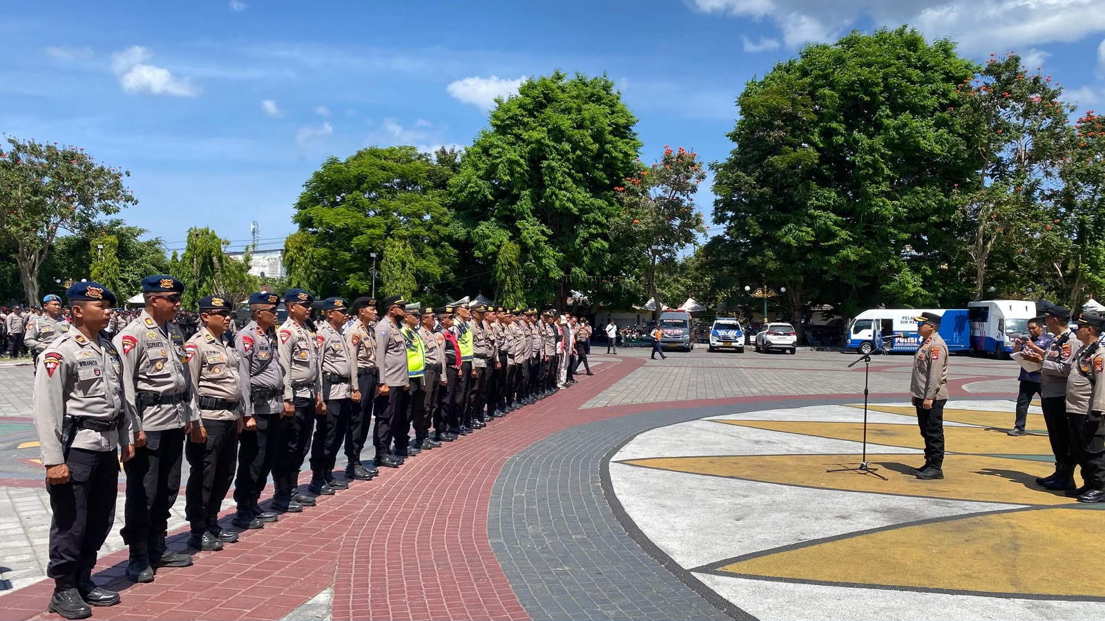 900 Personel Gabungan Kawal Parade Rider MotoGP Mandalika 2026 di Mataram