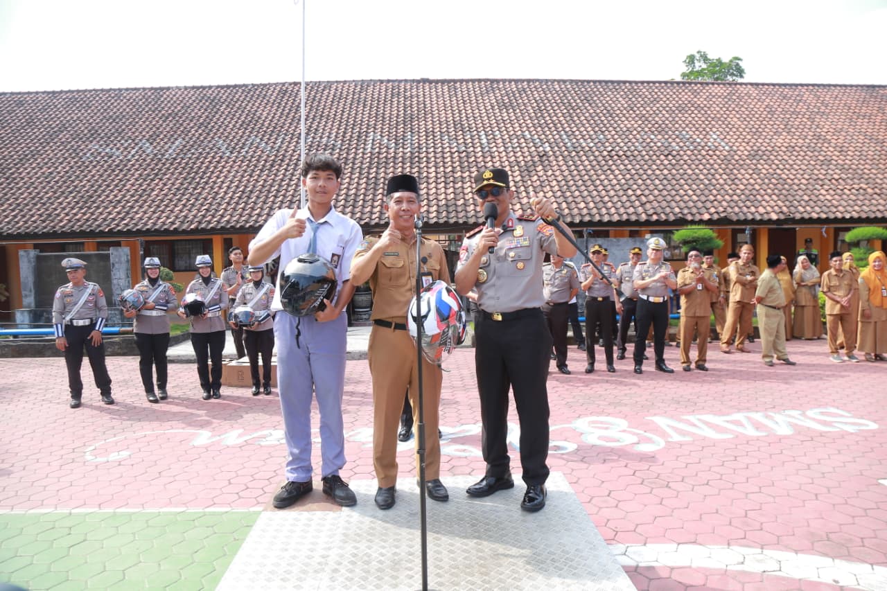 Lewat Polisi Peduli Pendidikan, Kapolda NTB Ajak Pelajar Bangun Masa Depan Positif
