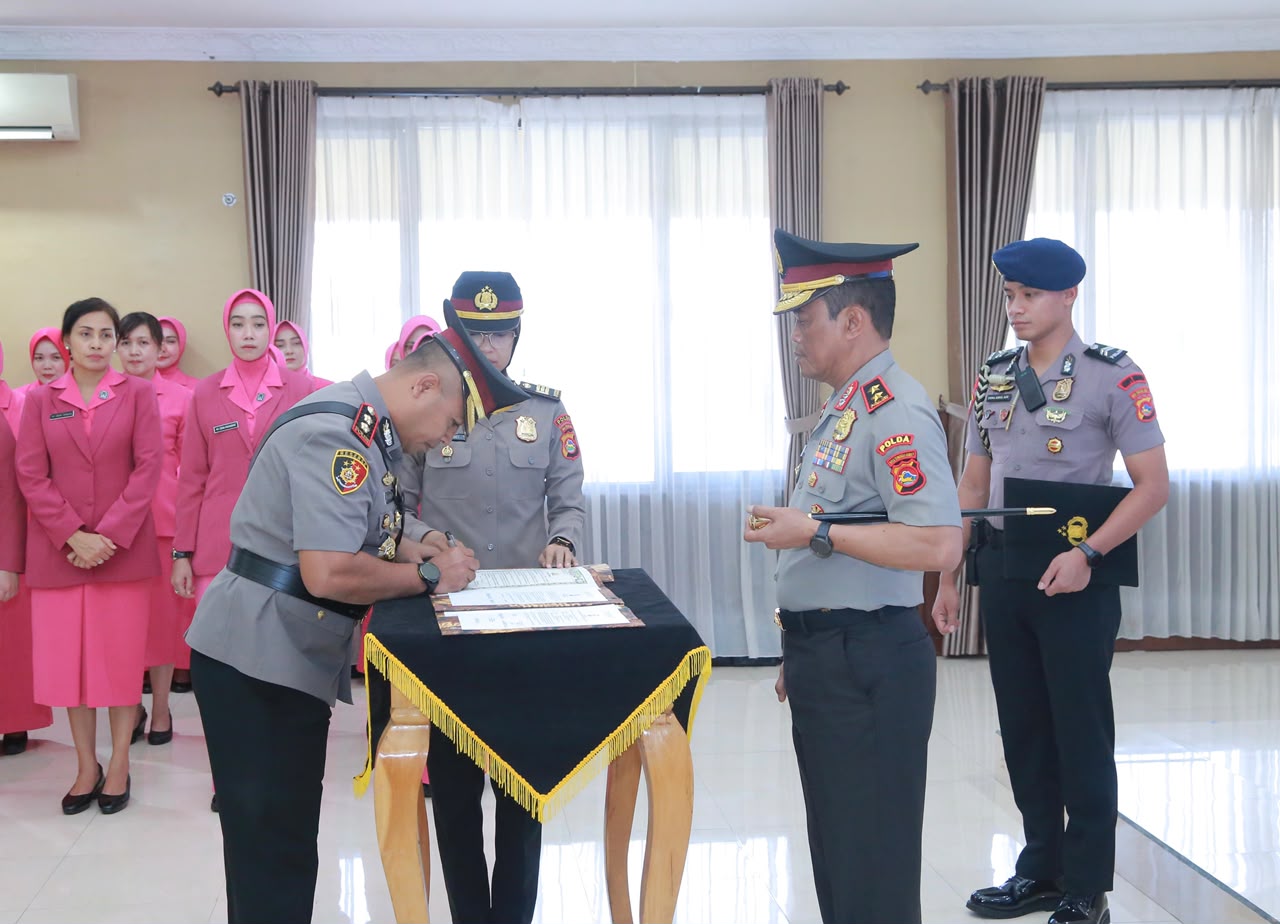 Kapolda NTB Pimpin Sertijab Dirpamobvit dan Kapolres Lombok Utara