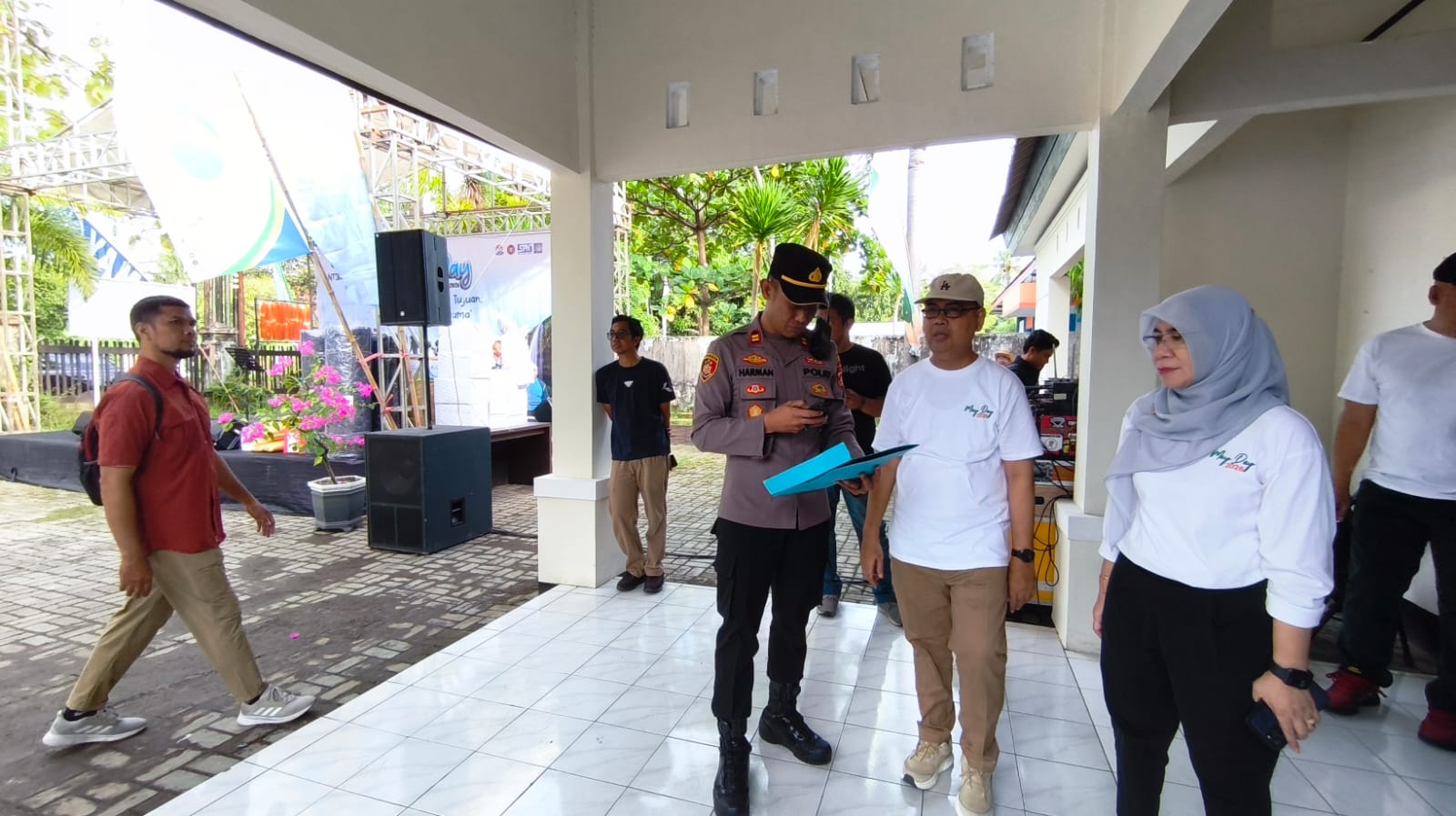 Polisi Amankan Perayaan Hari Buruh di Disnakertrans NTB, Situasi Kondusif