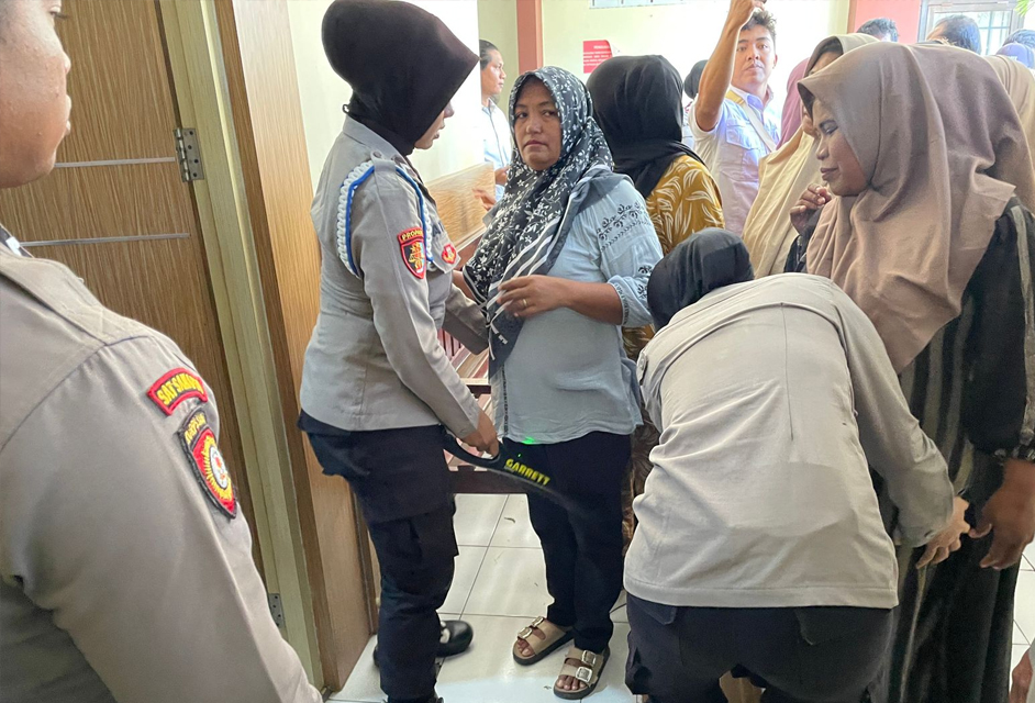 Polisi Amankan Sidang Putusan Kasus Pembunuhan di PN Dompu