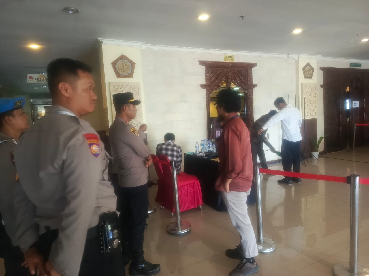 Polisi Jaga Keamanan Seleksi Pembentukan Koperasi Desa dan Kampung Nelayan Merah Putih di Mataram