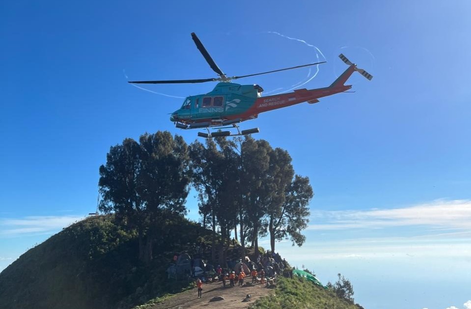 Tim Gabungan Berhasil Evakuasi Pendaki Malaysia di Gunung Rinjani