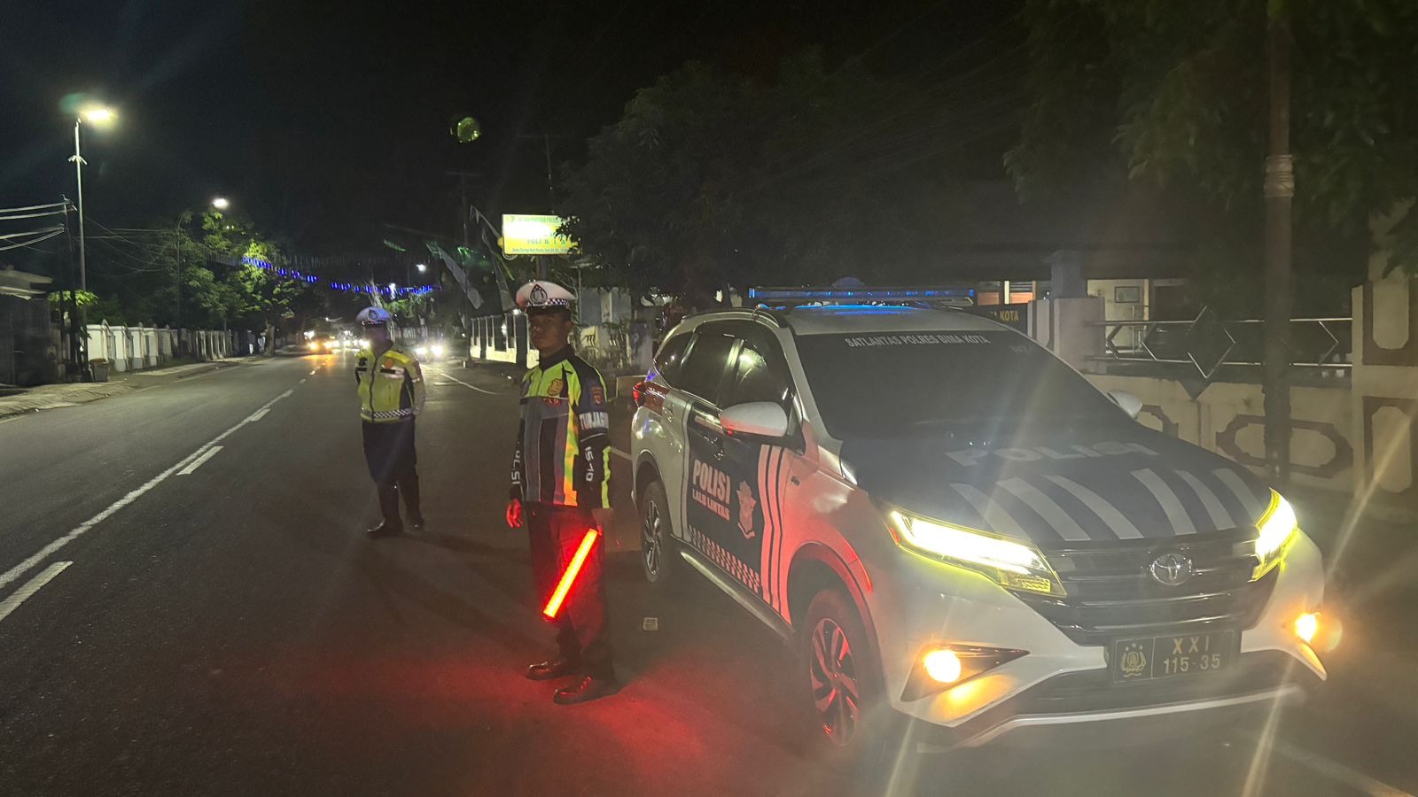 Blue Light Patrol Polres Bima Kota Perkuat Keamanan dan Ketertiban Lalu Lintas di Malam Hari
