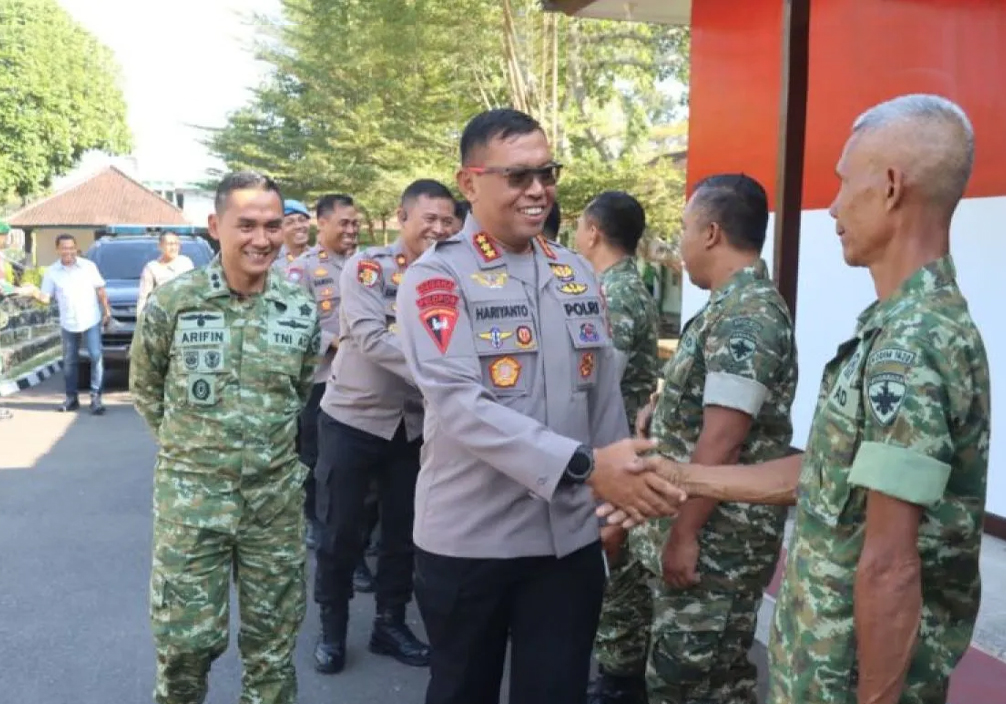 Perkuat Sinergitas Forkopimda, Kapolresta Lombok Tengah Silaturahmi ke Kodim 1620 dan Kejari