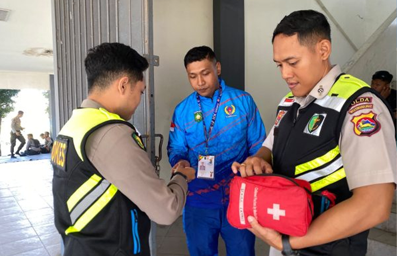 Polda NTB Pastikan Personel Pengamanan Porprov XII Tetap Prima Melalui Layanan Kesehatan Lapangan